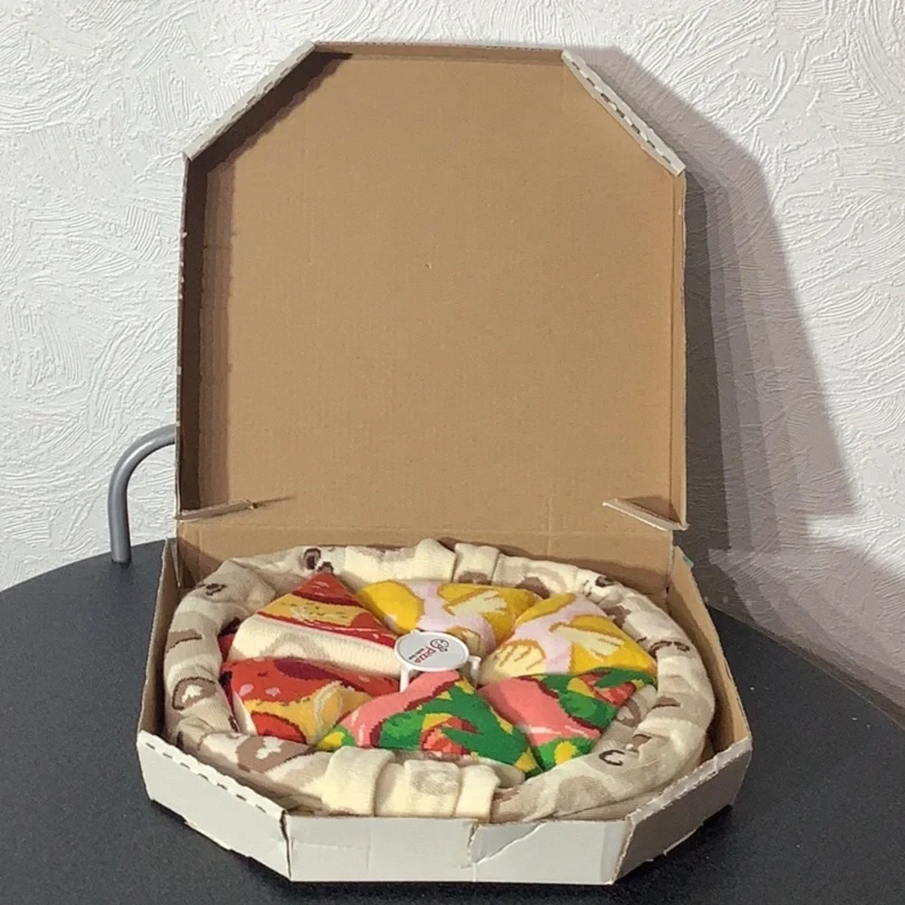 PizzaSocks Box NEW - Shoesize EU 41 - 46  fun gift - looks like 10 pair of socks